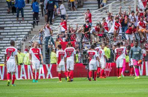 فرحة لاعبو فريق موناكو بالهدف