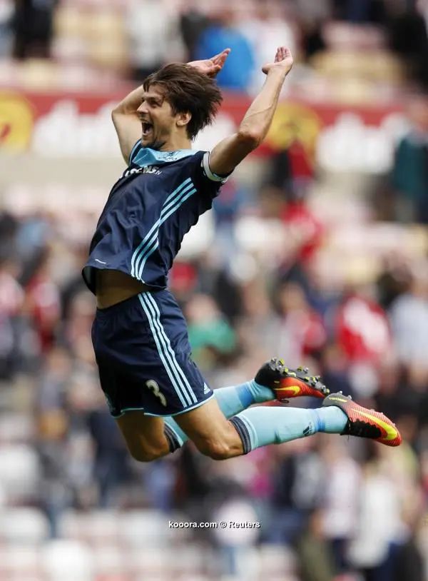 ?i=reuters%2f2016-08-21%2f2016-08-21t142848z_114791328_mt1aci14582030_rtrmadp_3_soccer-england-sun-mdb_reuters