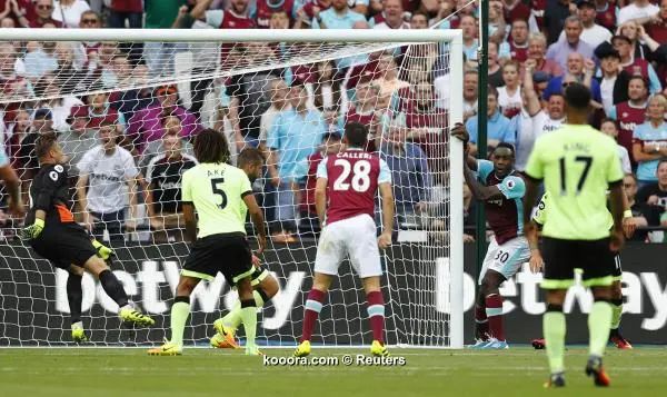 ?i=reuters%2f2016-08-21%2f2016-08-21t164820z_114799700_mt1aci14582766_rtrmadp_3_soccer-england-whu-bou_reuters