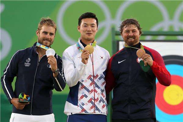 فوز أحد المتسابقين الكوريين