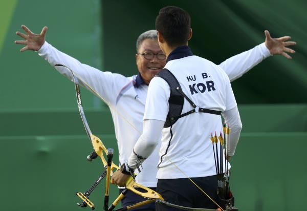 2016-08-12t210616z_344052217_rioec8c1mmek5_rtrmadp_3_olympics-rio-archery-m-ind_reuters