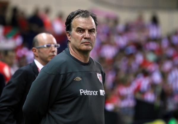 2016-07-08t111627z_1197926738_s1aetojqzzab_rtrmadp_3_soccer-italy-lazio-bielsa_reuters
