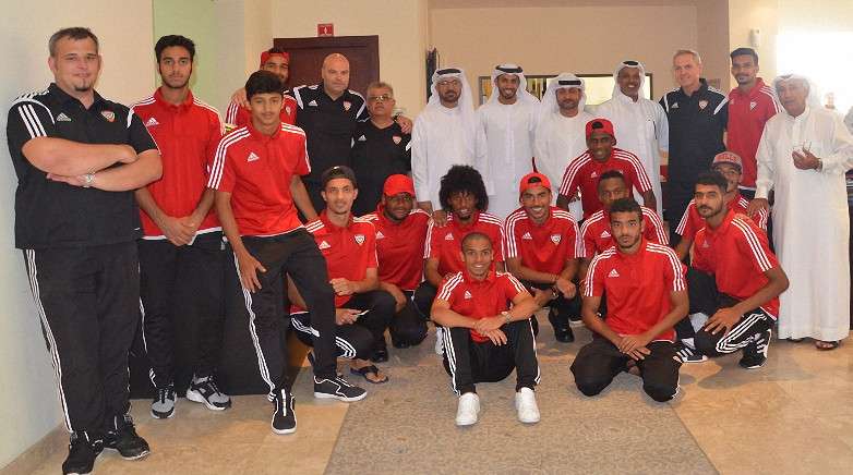 محمد بن هزام رفقة منتخب الإمارات للشباب