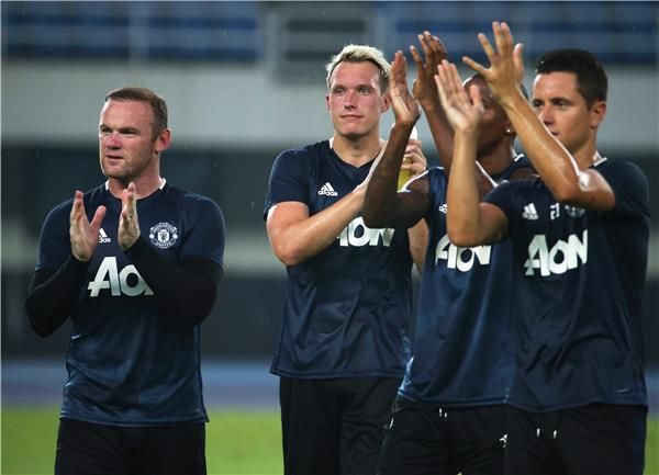 لاعبو مانشستر يونايتد