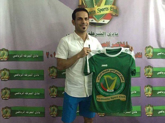 حسين عبد الواحد أثناء تقديمه