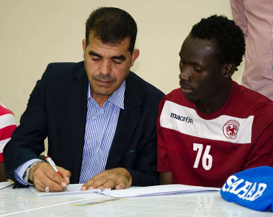 من توقيع لقمان على كشوفات سحاب 