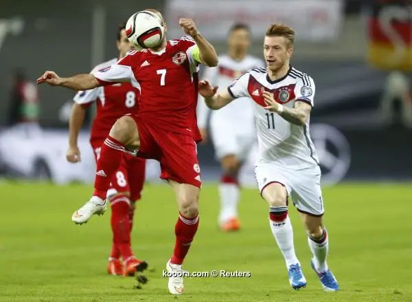 ?i=albums%2fmatches%2f943450%2f2015-10-11t201038z_640930455_lr1ebab1k1fam_rtrmadp_3_soccer-euro_reuters