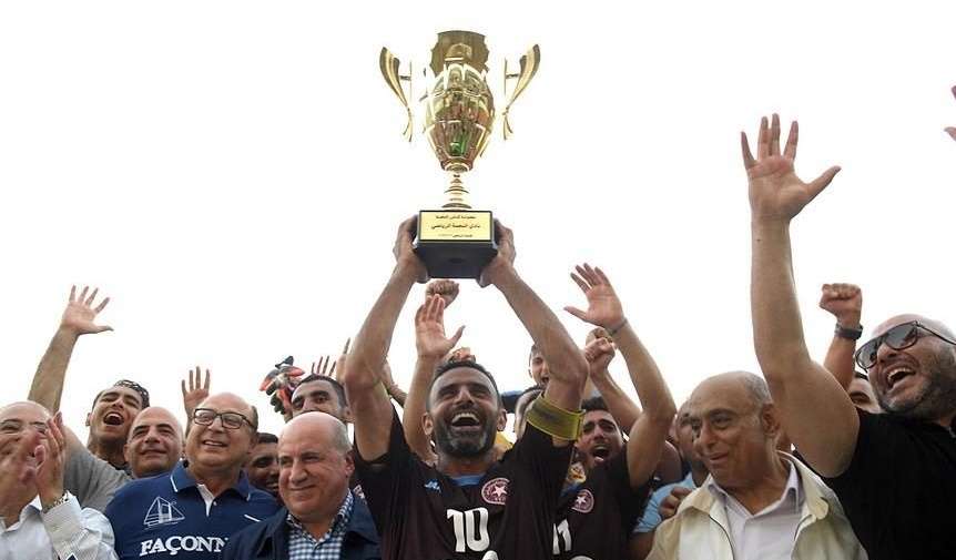 النجمة بطل الكأس