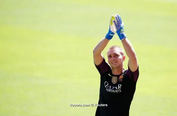 ?i=reuters%2f2016-08-26%2f2016-08-26t112130z_1000965534_s1betxqoekab_rtrmadp_3_soccer-spain-fcb-cillessen_reuters