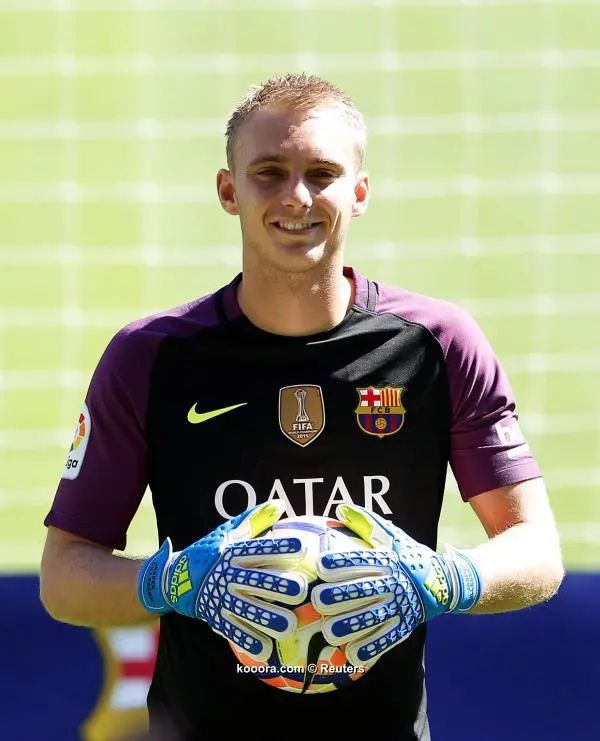?i=reuters%2f2016-08-26%2f2016-08-26t112114z_2075044288_s1betxqoduaa_rtrmadp_3_soccer-spain-fcb-cillessen_reuters