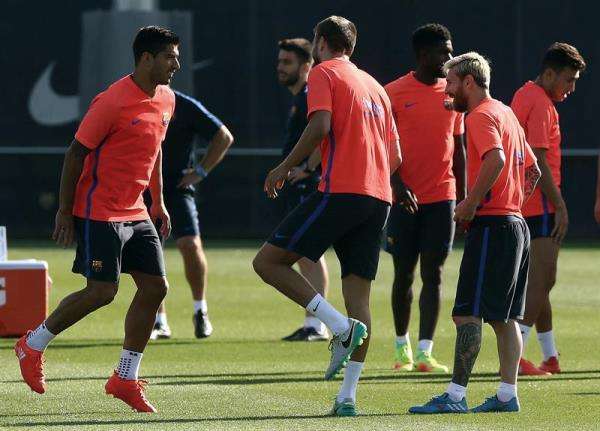 20160827-636078913948598720w_efe