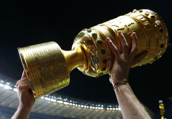 2016-05-21t212447z_1755429608_lr1ec5l1nh18x_rtrmadp_3_soccer-germany-cup_reuters