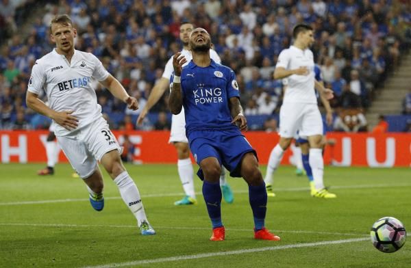 2016-08-27t141017z_115308617_mt1aci14590225_rtrmadp_3_soccer-england-lei-swa_reuters