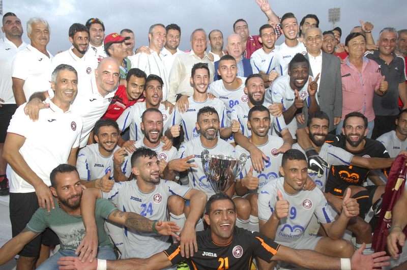 فريق النجمة الفائز بكأس السوبر