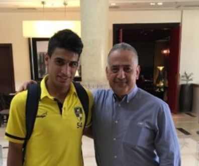 اللاعب اسلام البطران مع الوكيل ماجد بلعاوي