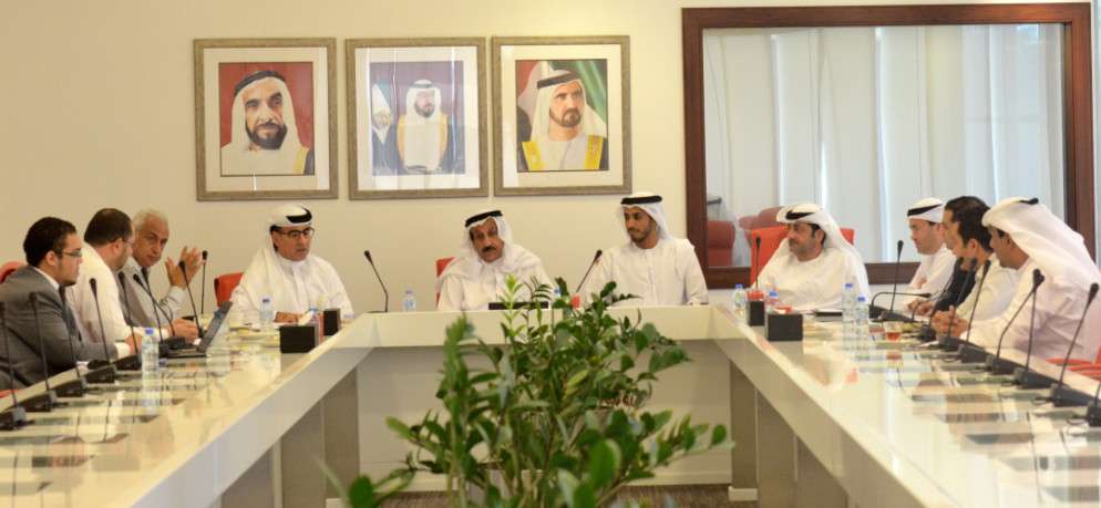 من الإجتماع