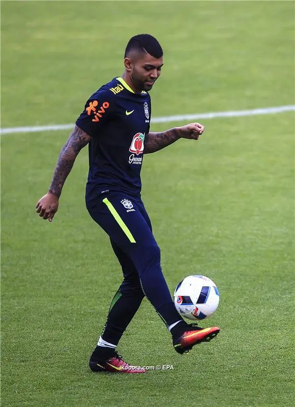 ?i=epa%2fsoccer%2f2016-08%2f2016-08-31%2f2016-08-31-05516118_epa