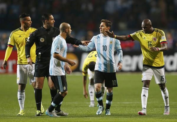 2015-06-27t002850z_1968925144_tb3eb6r01brdx_rtrmadp_3_soccer-copa-m21_reuters