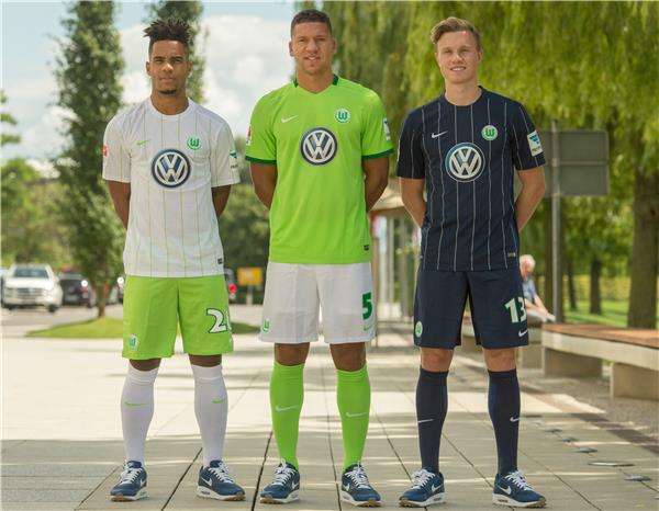 لاعبو فولفسبورج