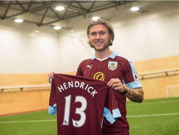 تقديم اللاعب جيف هيندريك