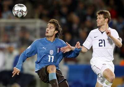 جيلاردينيو خلال لقاء المنتخب الإيطالي الأول في كأس القارات أمام الولايات المتحدة