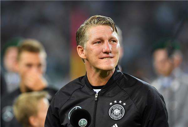 باستيان شفاينشتايجر