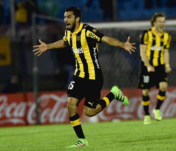 ماكسميليانو أوليفيرا