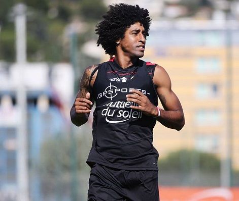 البرازيلي دانتي 