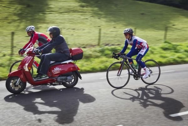 2012-09-20t120242z_422903254_gm1e89k1jmc01_rtrmadp_3_cycling_reuters