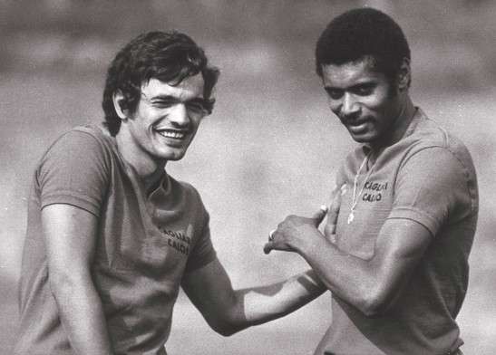 كلاوديو أولينتو (يمين)