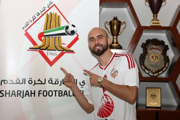 احدى صفقات فريق الشارقة الاماراتي