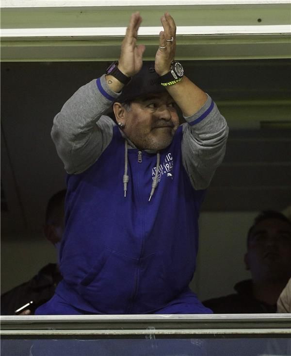 دييجو أرماندو مارادونا