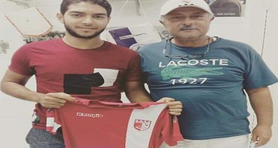 أسامة الحسيني يحمل زي الأولمبي الباجي 