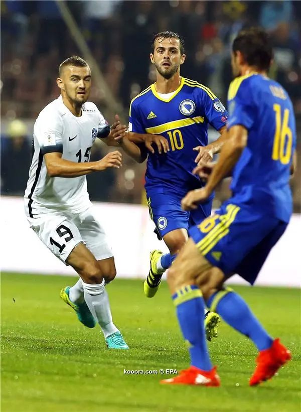 ?i=epa%2fsoccer%2f2016-09%2f2016-09-06%2f2016-09-06-05527738_epa