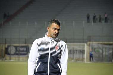 ايمن صندوقة