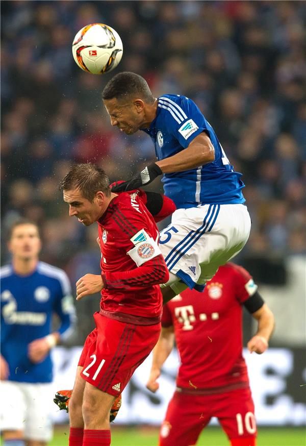 لقاء سابق بين الفريقين