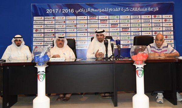 جانب من إجراء القرعة