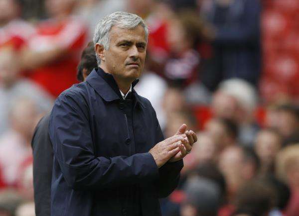 2016-09-10t133602z_116516162_mt1aci14603078_rtrmadp_3_soccer-england-mun-mci_reuters