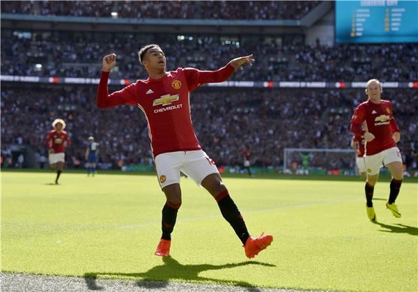 جيسي لينجارد