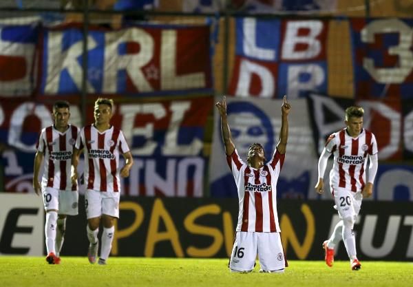 2016-02-03t025535z_860877943_gf10000293900_rtrmadp_3_soccer-uruguay_reuters