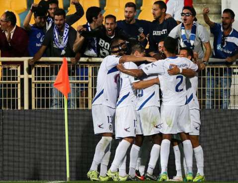 احتفال لاعبي فييرينسي