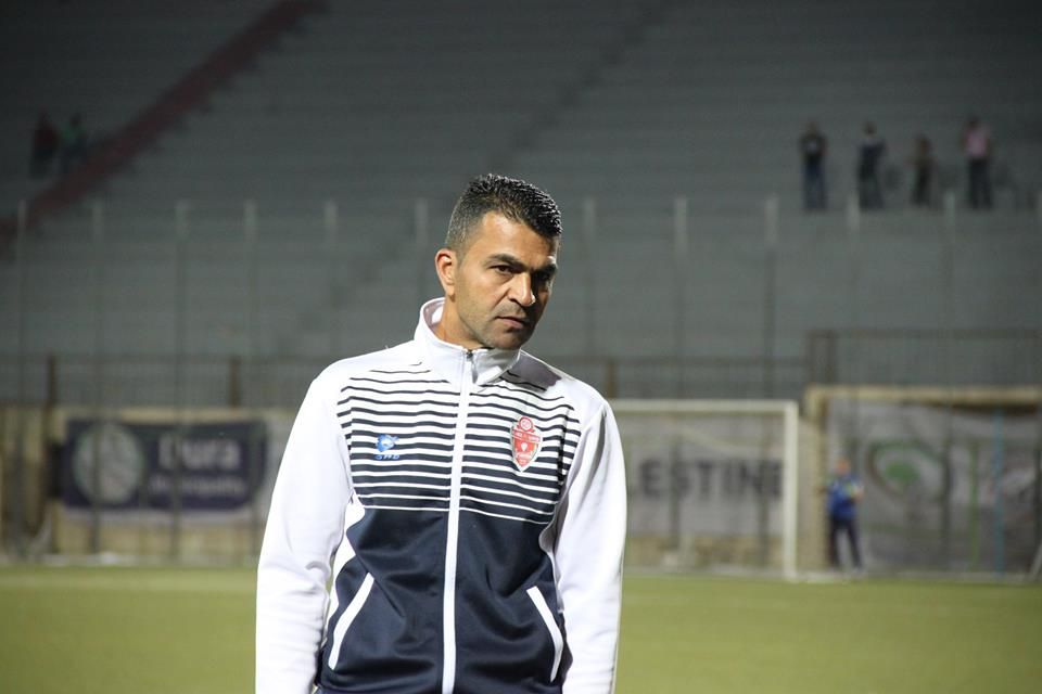 أيمن صندوقة 