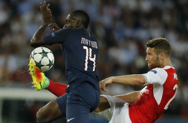 2016-09-13t200344z_116798624_mt1aci14608435_rtrmadp_3_soccer-champions-psg-ars_reuters