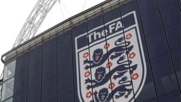 شعار الاتحاد الإنجليزي لكرة القدم