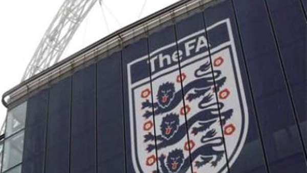 شعار الاتحاد الإنجليزي لكرة القدم