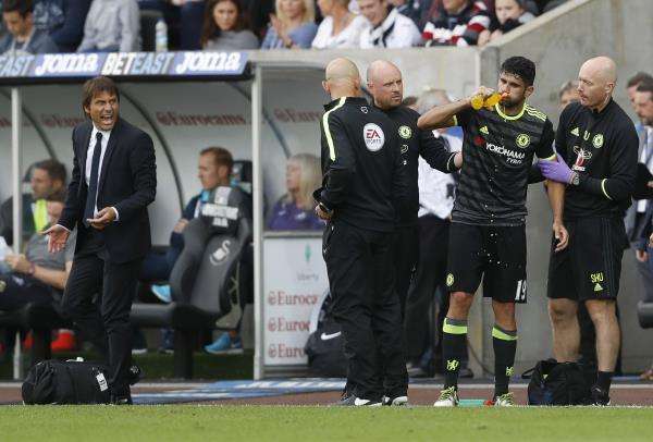 2016-09-11t160925z_116611765_mt1aci14605147_rtrmadp_3_soccer-england-swa-che_reuters