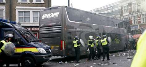 تكسير حافلة مانشستر (أرشيفية)