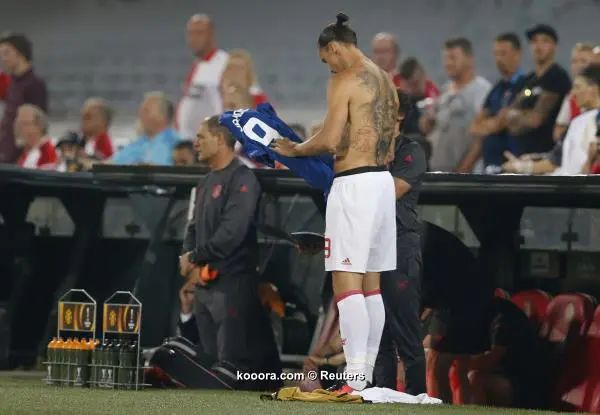 ?i=reuters%2f2016-09-15%2f2016-09-15t182225z_116965345_mt1aci14611210_rtrmadp_3_soccer-europa-fnd-mnu_reuters