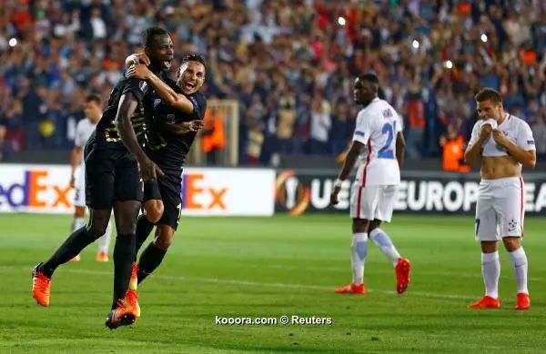 ?i=reuters%2f2016-09-15%2f2016-09-15t211138z_1681376858_s1beubmwtuaa_rtrmadp_3_soccer-europa-osm-sbt_reuters