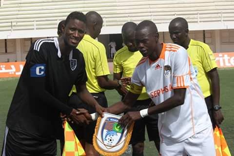 قبل بداية اللقاء